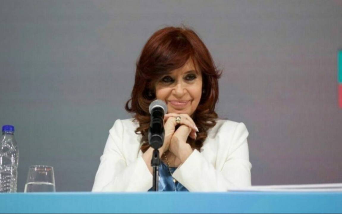 El espacio que conduce Cristina Kirchner le pidió a la Junta Electoral del PJ que "habilite" la lista de Quintela
