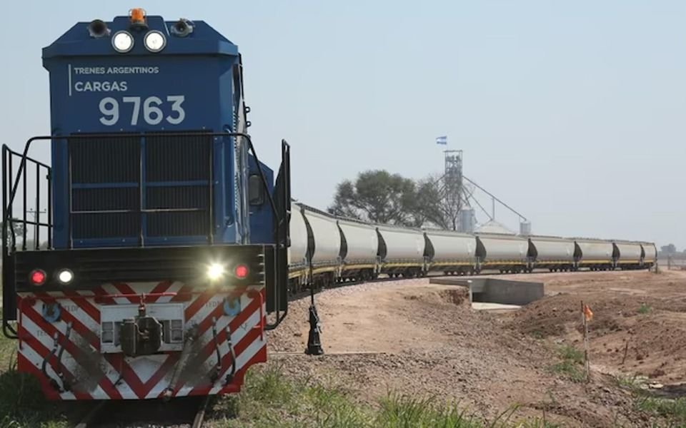 Qué es el Belgrano Cargas y cómo será el proceso de privatización que anunció el Gobierno