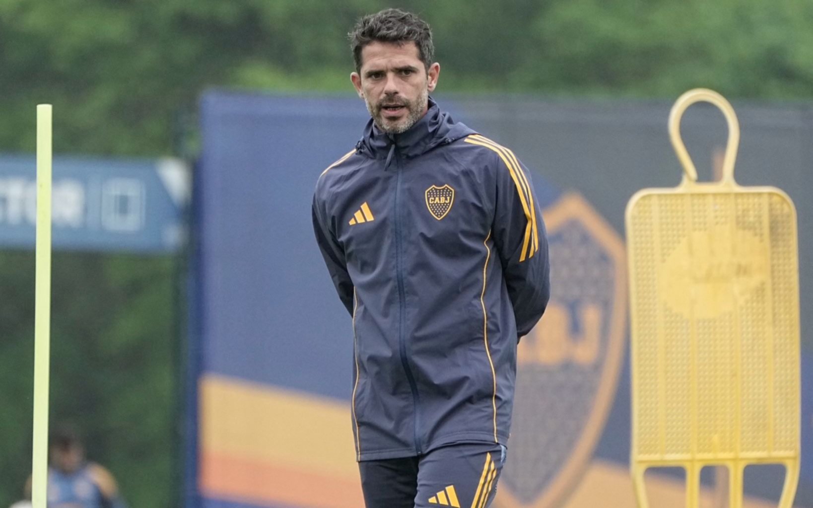 Drástica decisión de Fernando Gago con un jugador de Boca Juniors antes del partido con Riestra