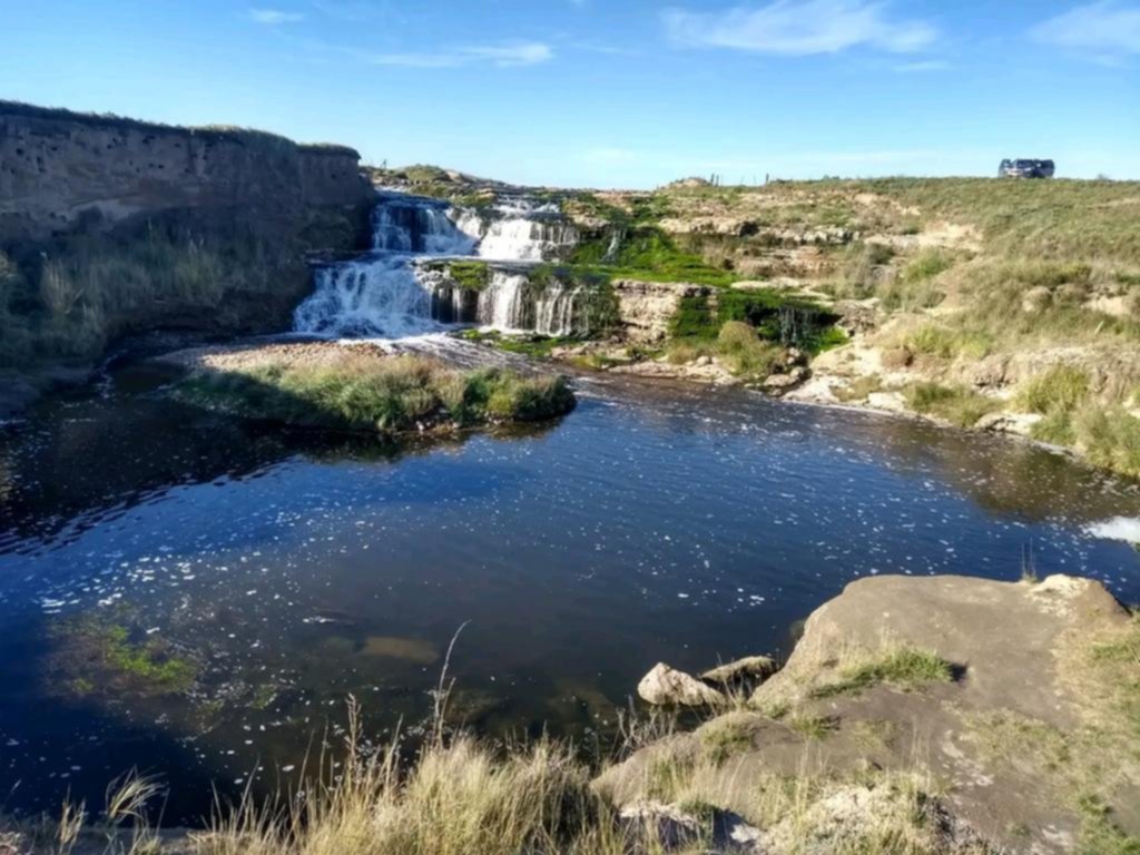 Cascada Escondida, en el Balneario Marisol