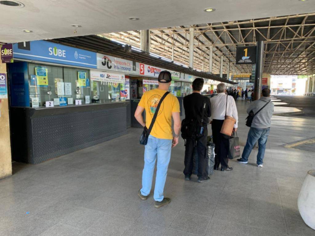 Trabas en la entrega de pasajes para personas con discapacidad