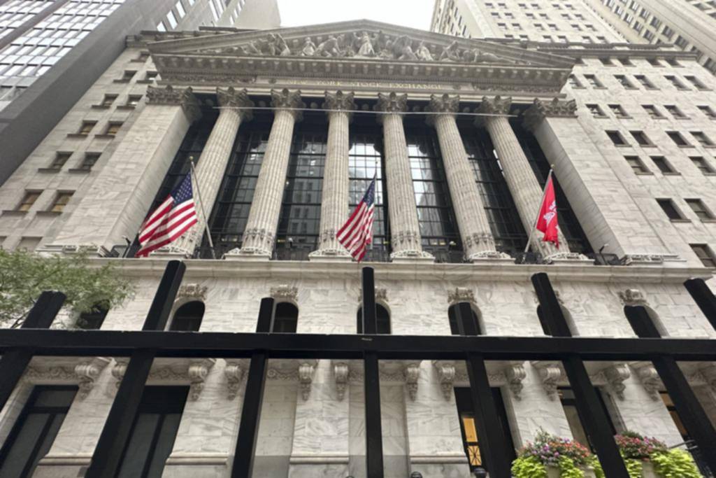 Impacto Riesgo País: cayó más del 50% en el año