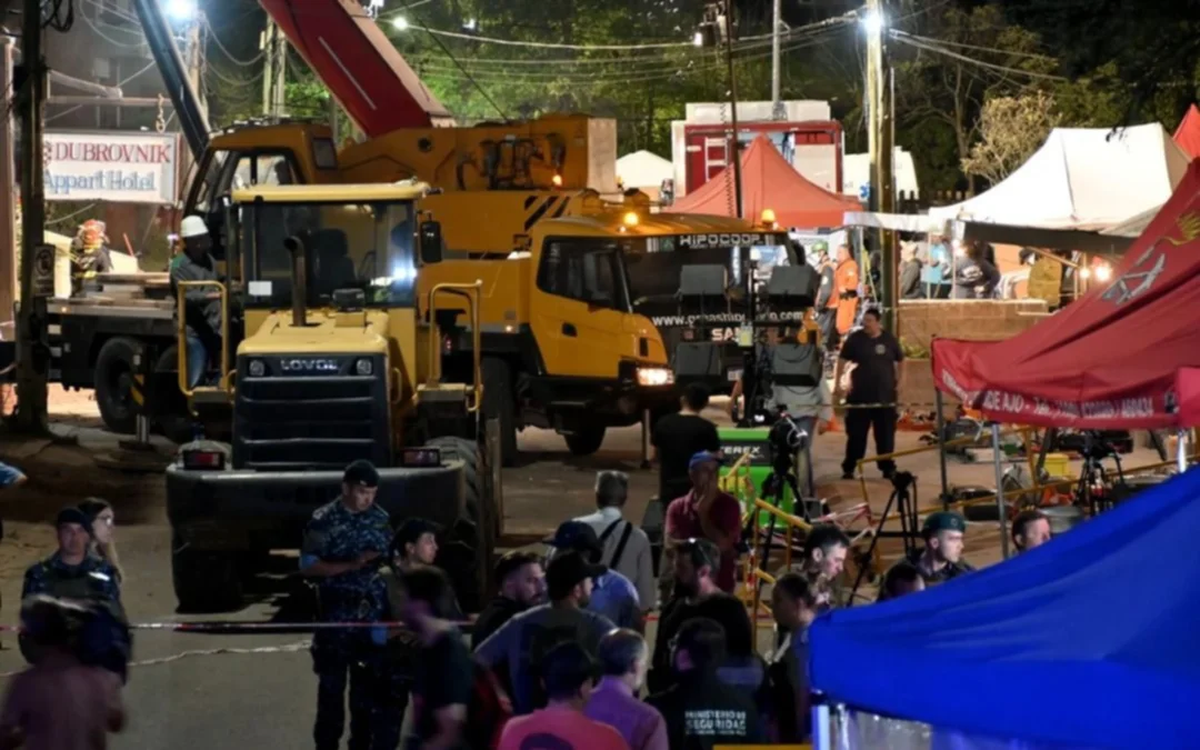 Derrumbe en Villa Gesell: qué se sabe del cadáver de la mujer que hallaron bajo los escombros