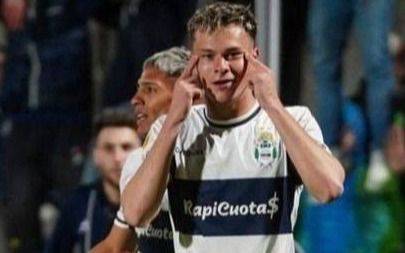 Otro golpe para Gimnasia: FIFA lo inhibió por una deuda del pase de Matías Abaldo