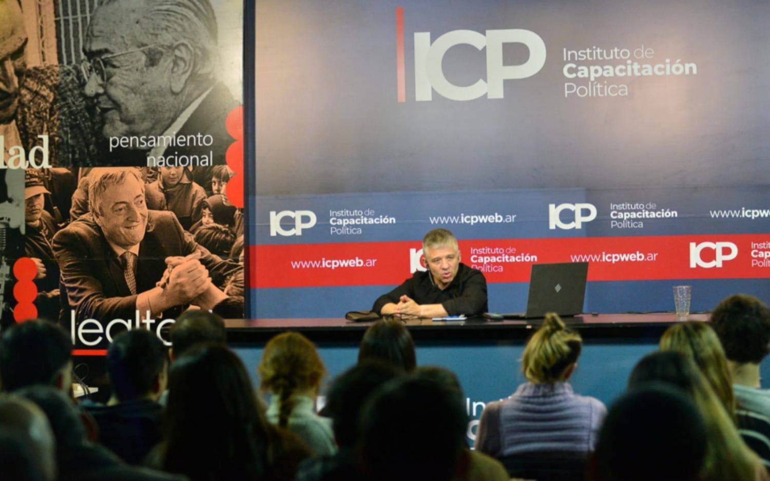 Curso de Formación Política del ICP: crisis humanitarias y políticas migratorias