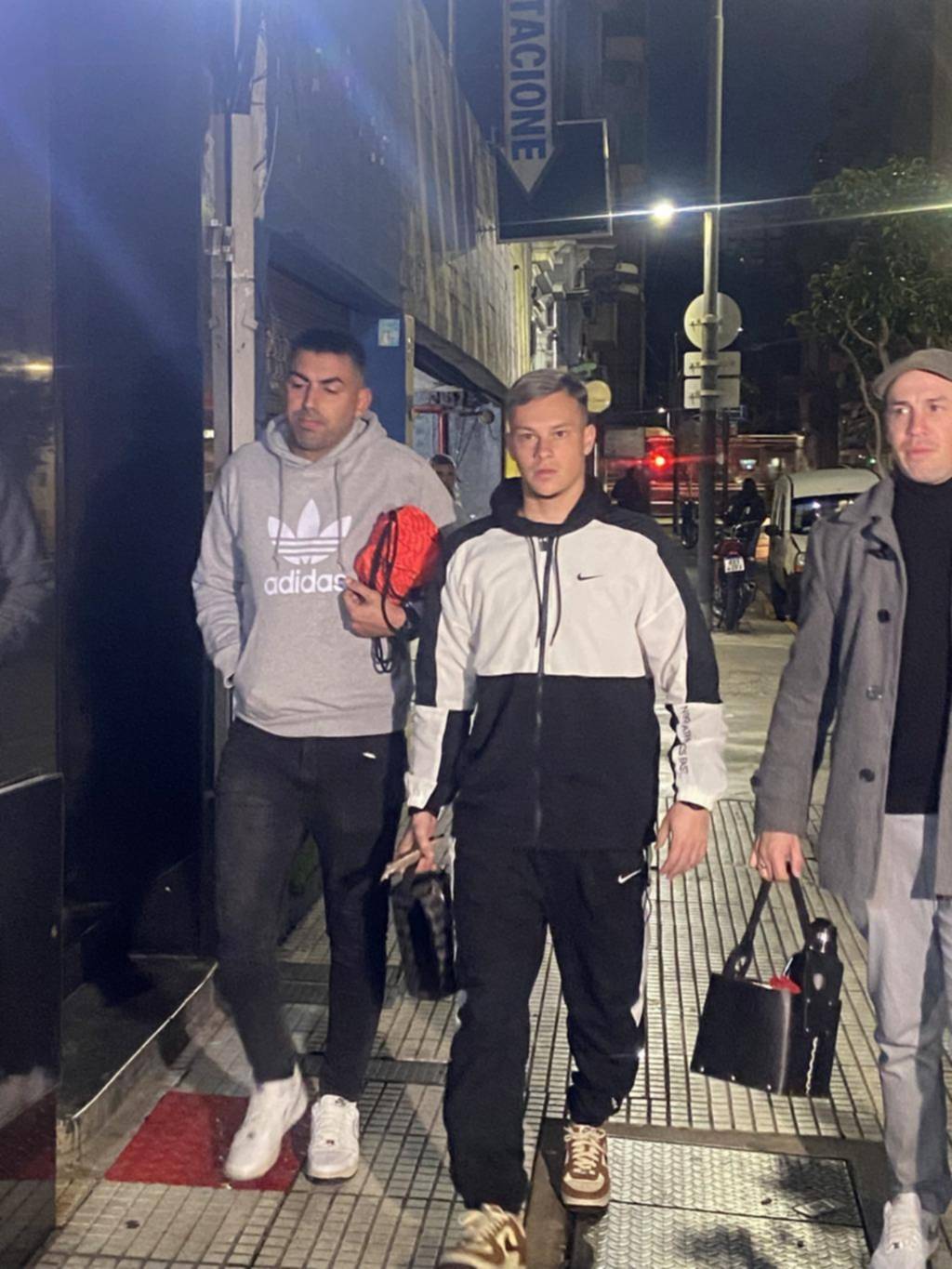 La FIFA inhibió a Gimnasia por una deuda del pase de Abaldo