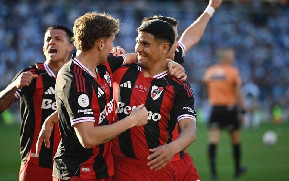 En un final caliente, River le ganó a Racing con un gol de Salas y es semifinalista de la Copa Argentina