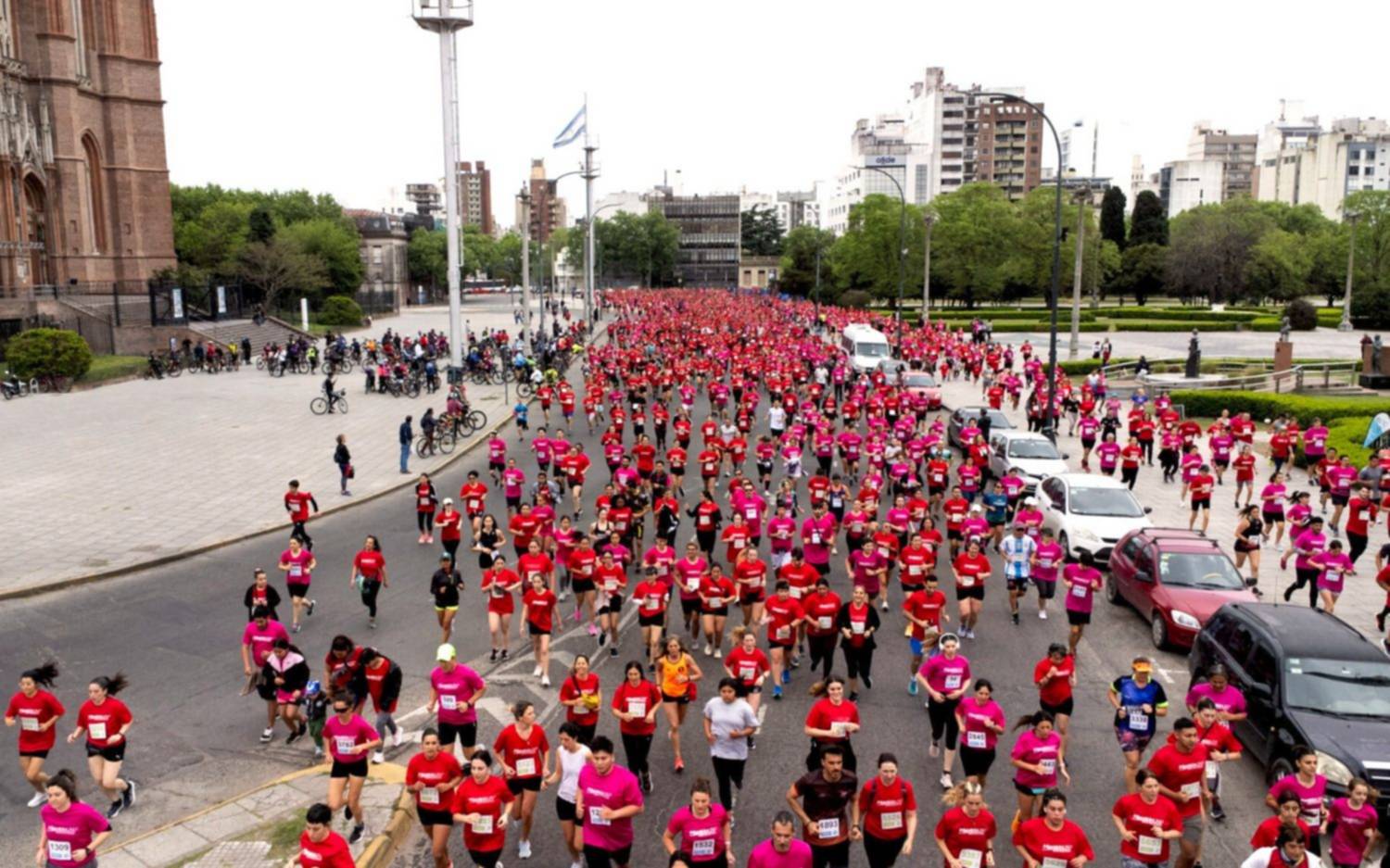 Una por una, todas las calles que estarán cortadas el domingo por la Maratón de la UNLP