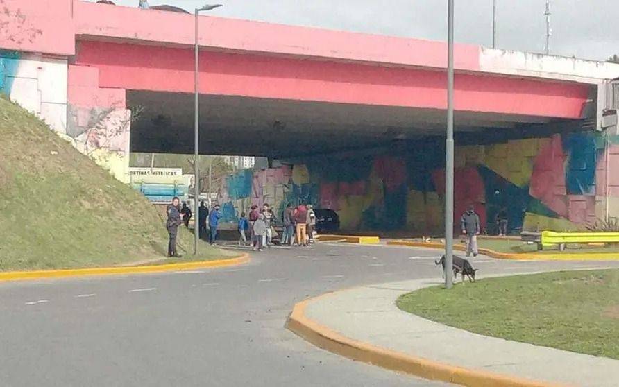 Corte en la bajada y subida de la Autopista Buenos Aires - La Plata en Quilmes