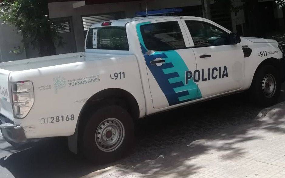 Conmoción en La Plata: hallaron muerto a un policía en un departamento