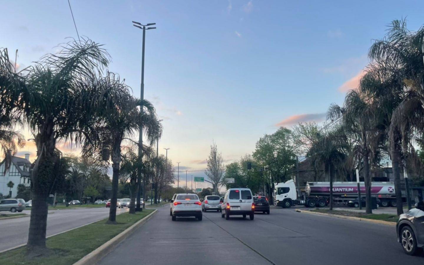 Algunas zonas de La Plata estuvieron con cortes de luz: qué pasó