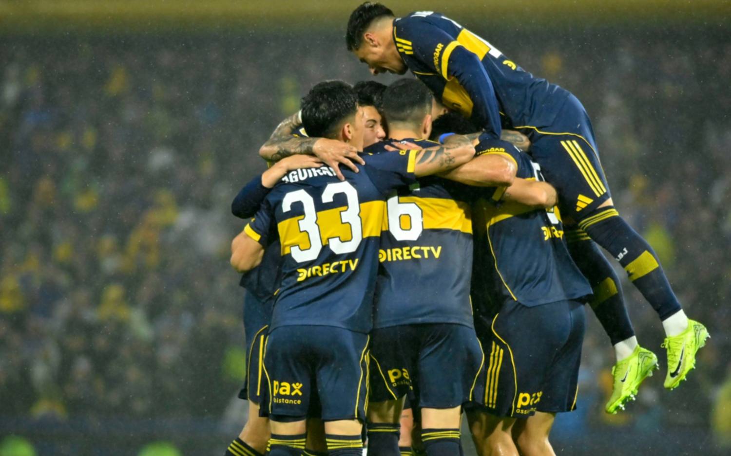 Goleó y es puntero: Boca se floreó ante la Lepra