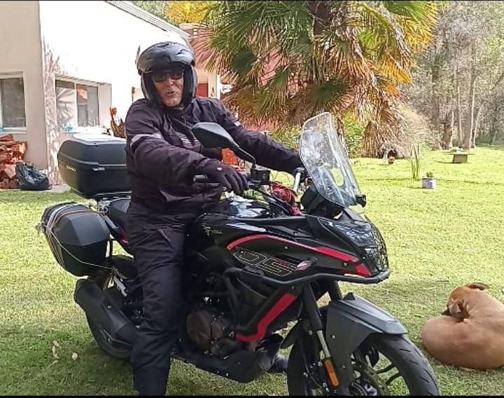 Un platense de 70 años busca recorrer la ruta 40