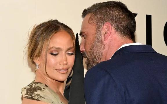 La vida te da sorpresas: Jennifer Lopez y Ben Affleck se mostraron juntos en la alfombra roja tras su divorcio