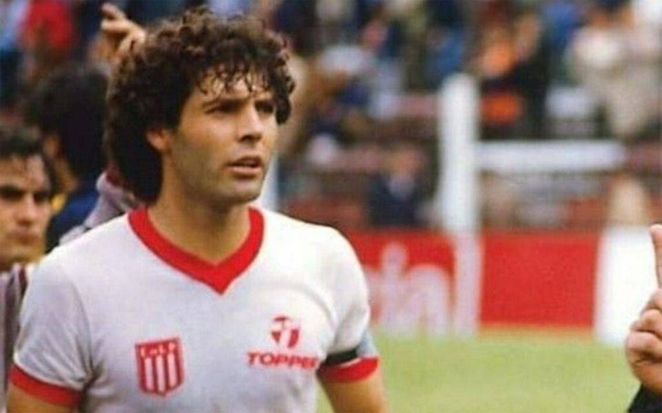 Miguel Russo y un solo escudo en el corazón como jugador: el de Estudiantes