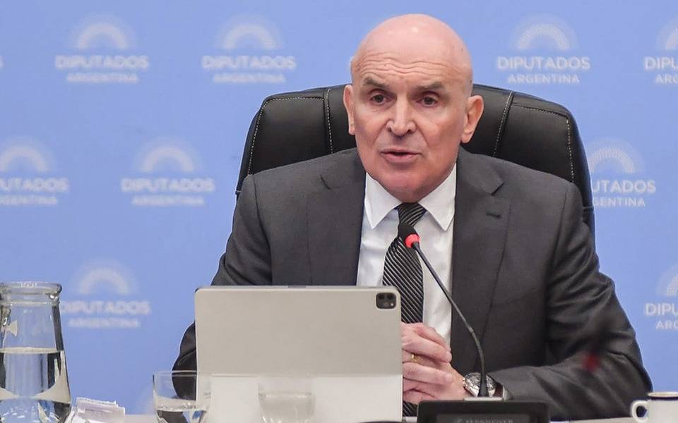 El oficialismo analiza una licencia de Espert en Diputados tras la presión de los bloques