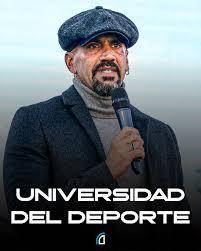 Verón inaugura la Universidad del Deporte