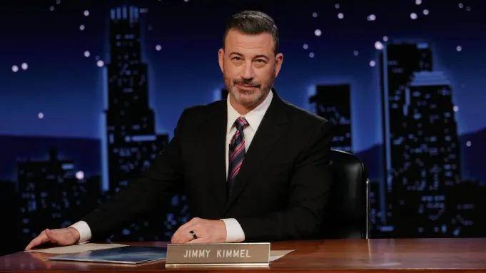 “No soy un delincuente convicto”: Jimmy Kimmel arremete contra Donald Trump