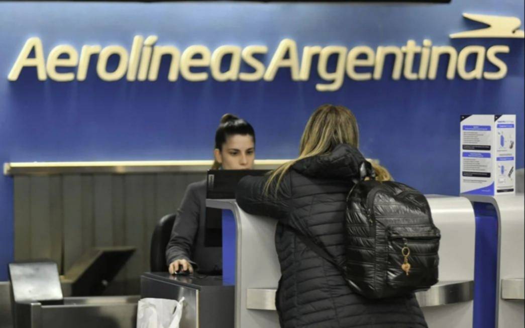 Anticipan que podría haber complicaciones en casi 100 vuelos de Aerolíneas Argentinas