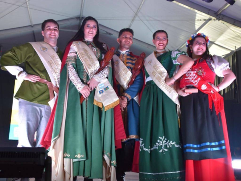 Desembarco y nueva embajadora cultural 