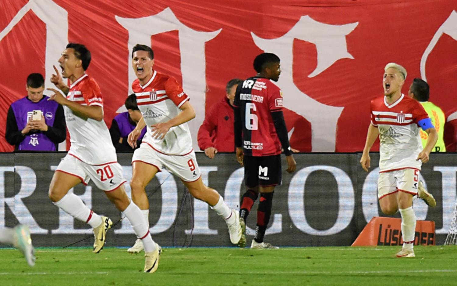 Estudiantes pierde un jugador titular para jugar con Belgrano y podría correr riesgo para jugar el clásico platense con Gimnasia