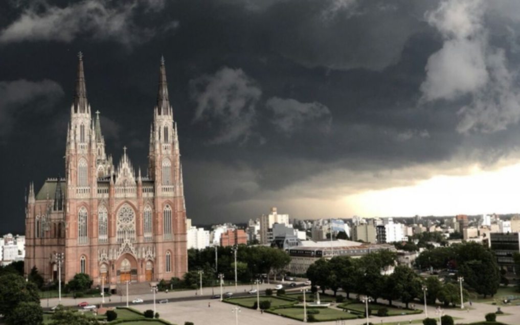 Sábado caluroso y con probabilidad de tormentas a la noche: cómo estará el domingo