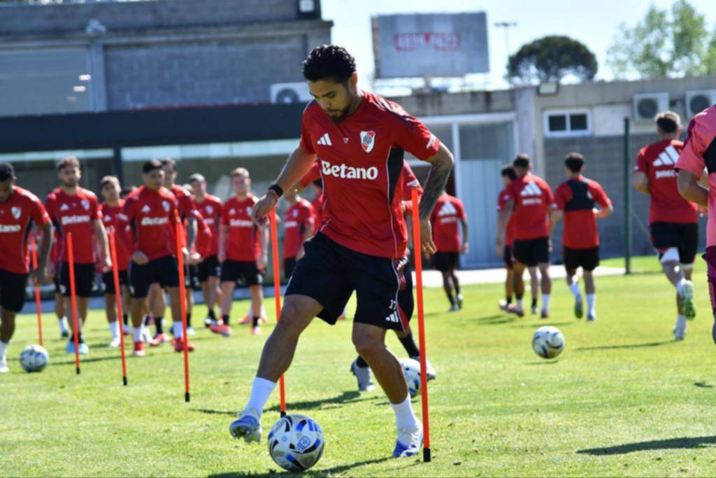 River busca enderezar el rumbo ante Sarmiento