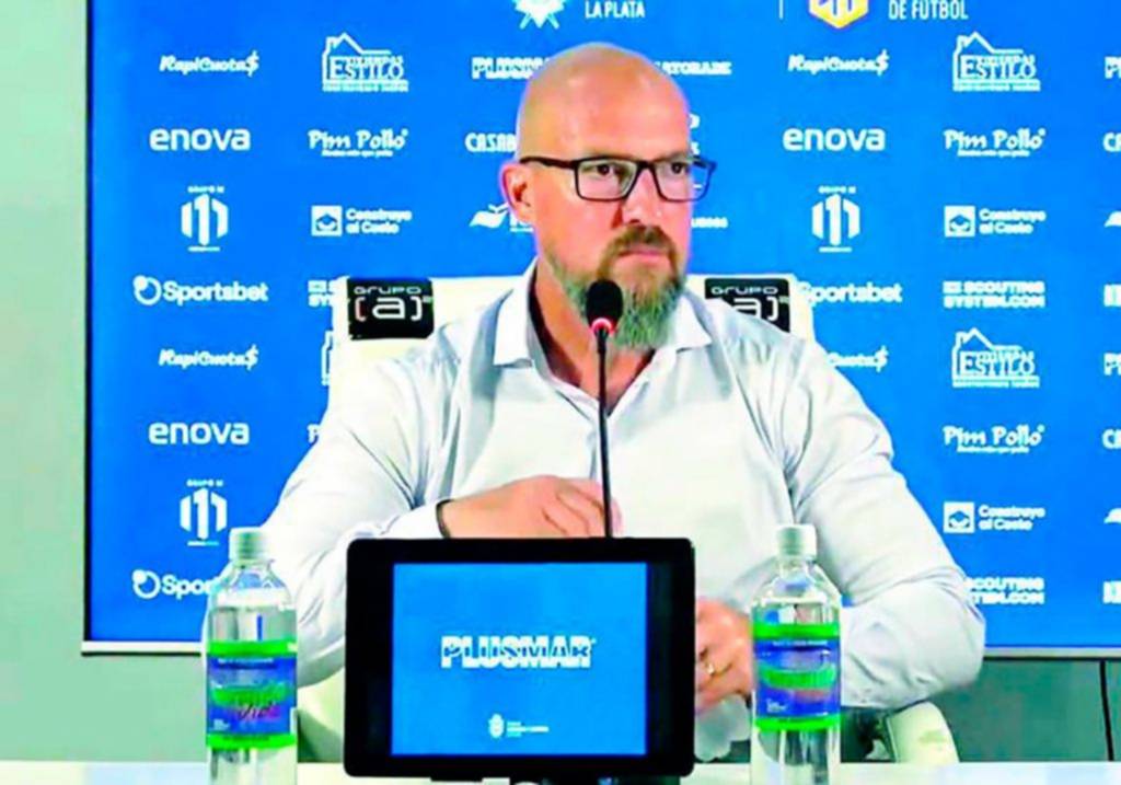 Orfila, firme: “Tengo el apoyo de la dirigencia”