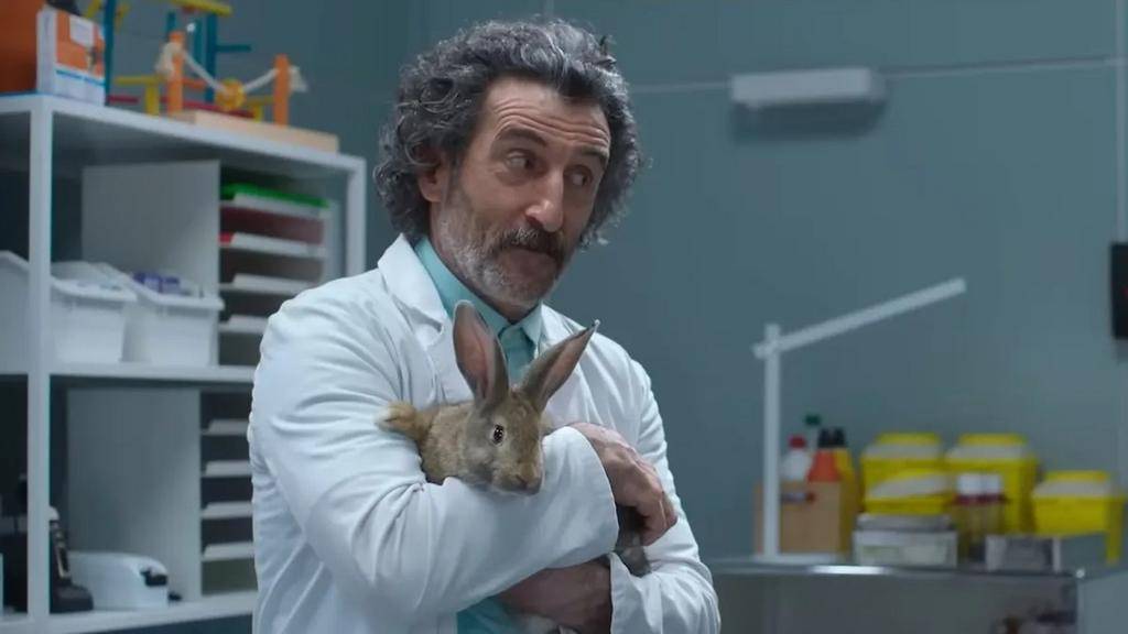 “Animal”: un veterinario rural en el mundo de los “perrhijos”