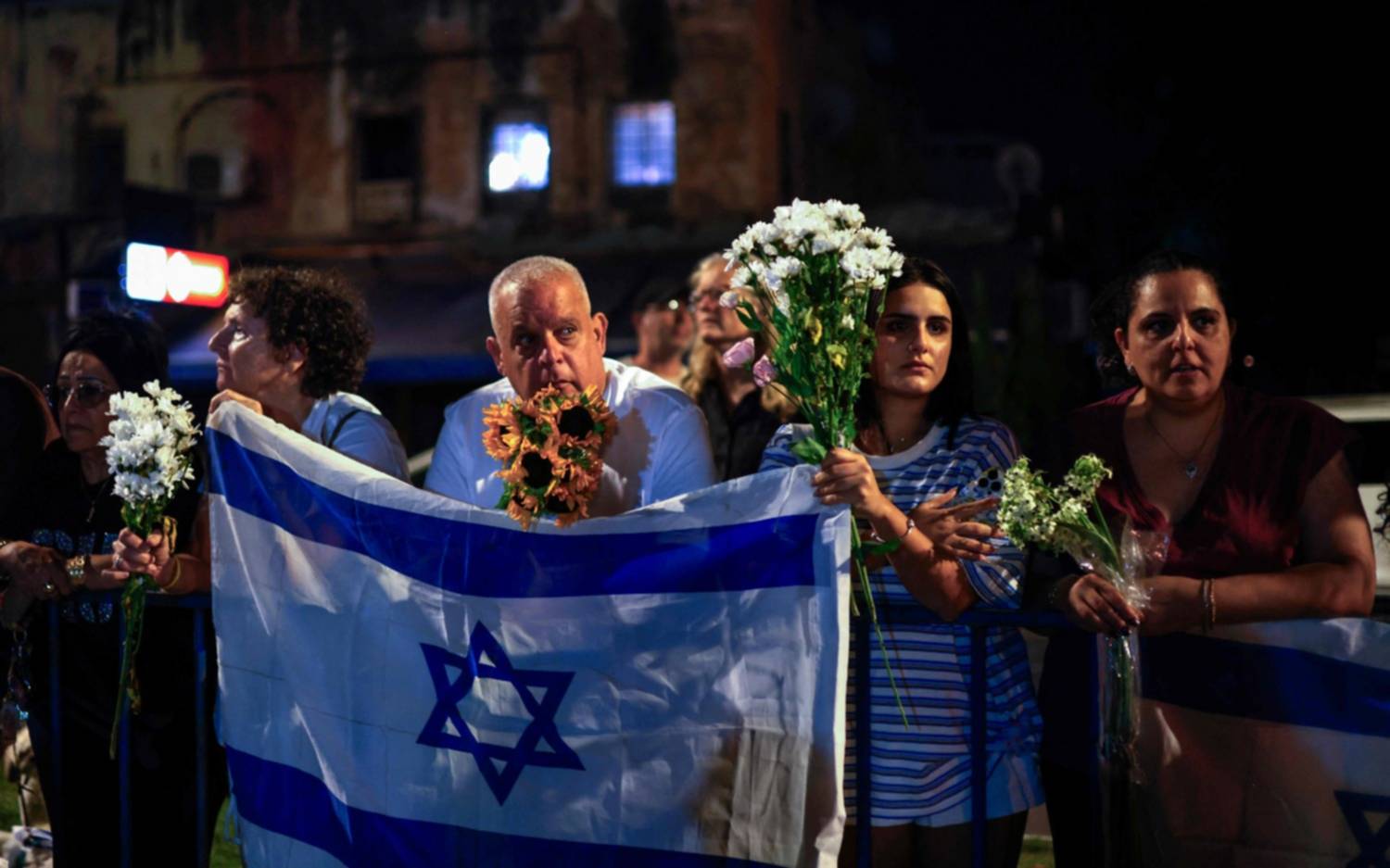 Hamas entregó solo cuatro de los 28 cuerpos de los rehenes muertos y crece la angustia de los familiares