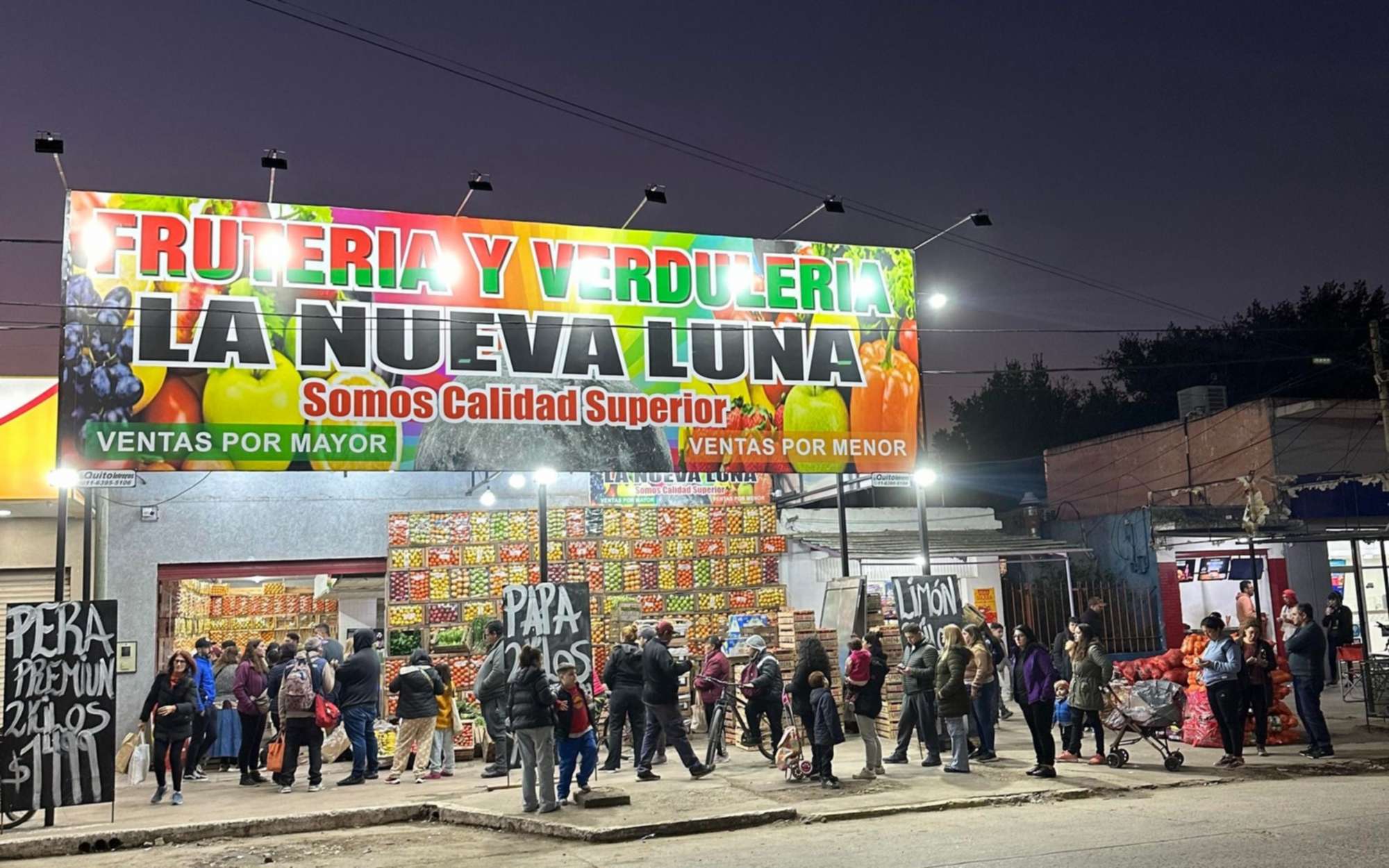En Guernica, una verduleria "viral" por sus precios fue clausurada: denuncian un cierre arbitrario