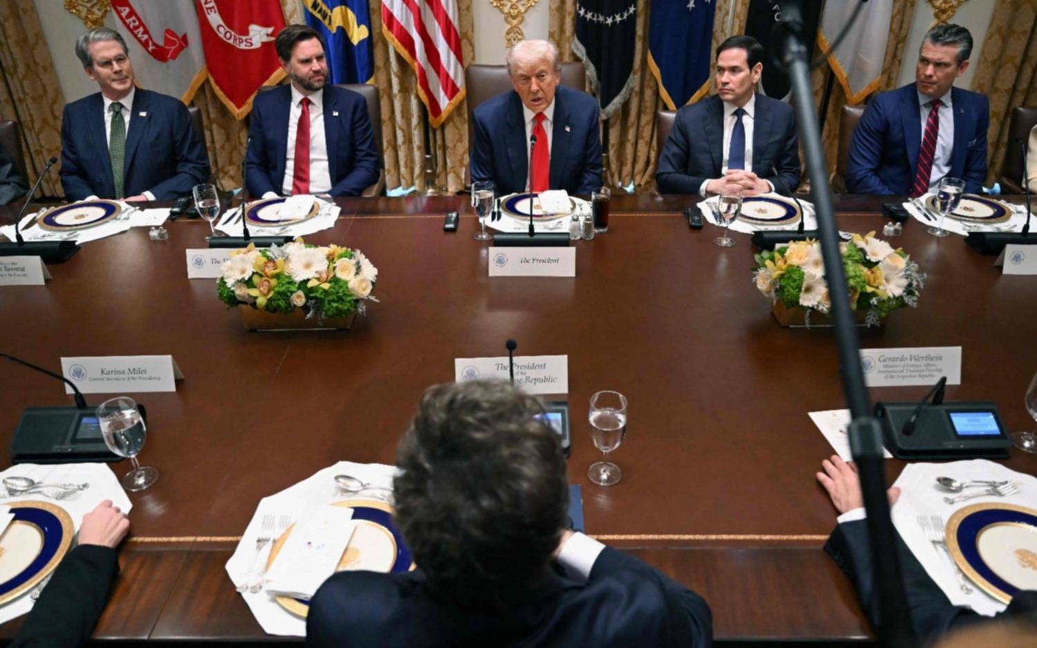 "Contento con el peso", "dolarización" y "el candidato de extrema izquierda": las frases de Donald Trump en la cumbre con Javier Milei