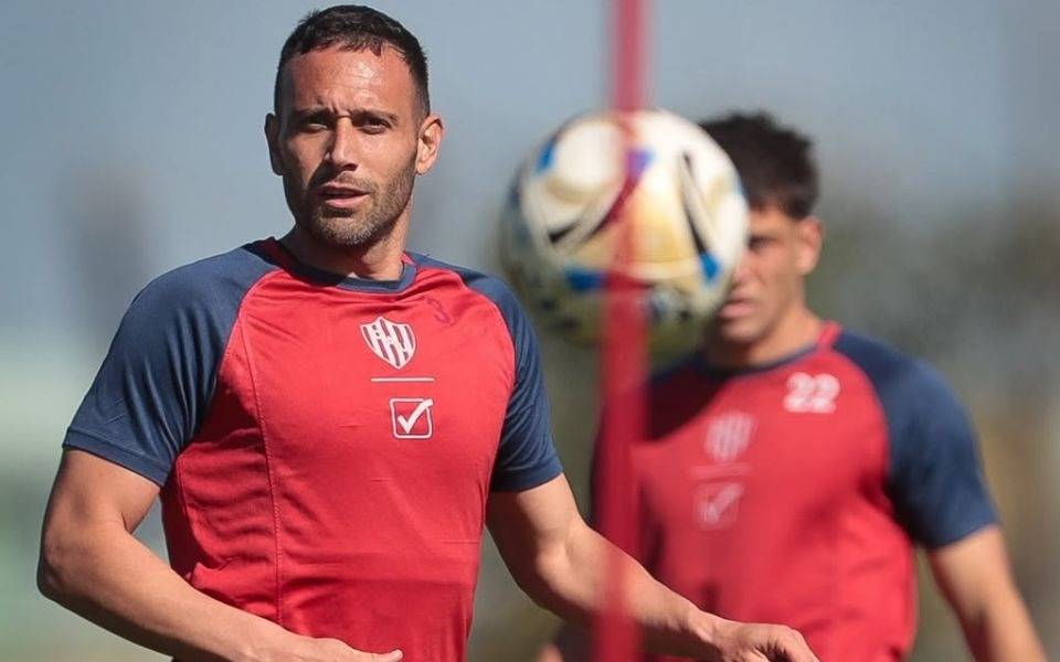 Quilmes busca el retorno de Claudio Corvalán para 2026