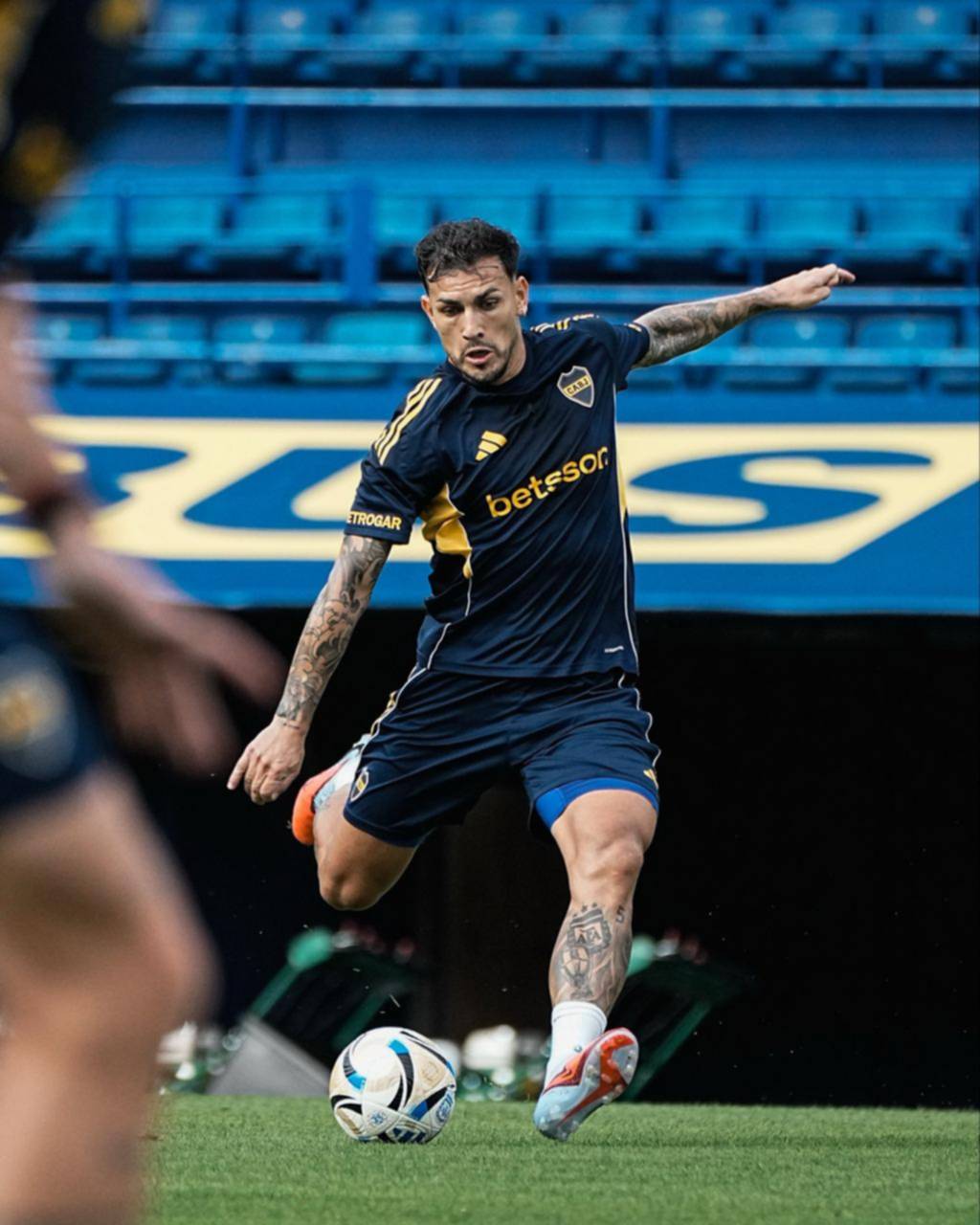 Paredes se sumó y Palacios sería titular