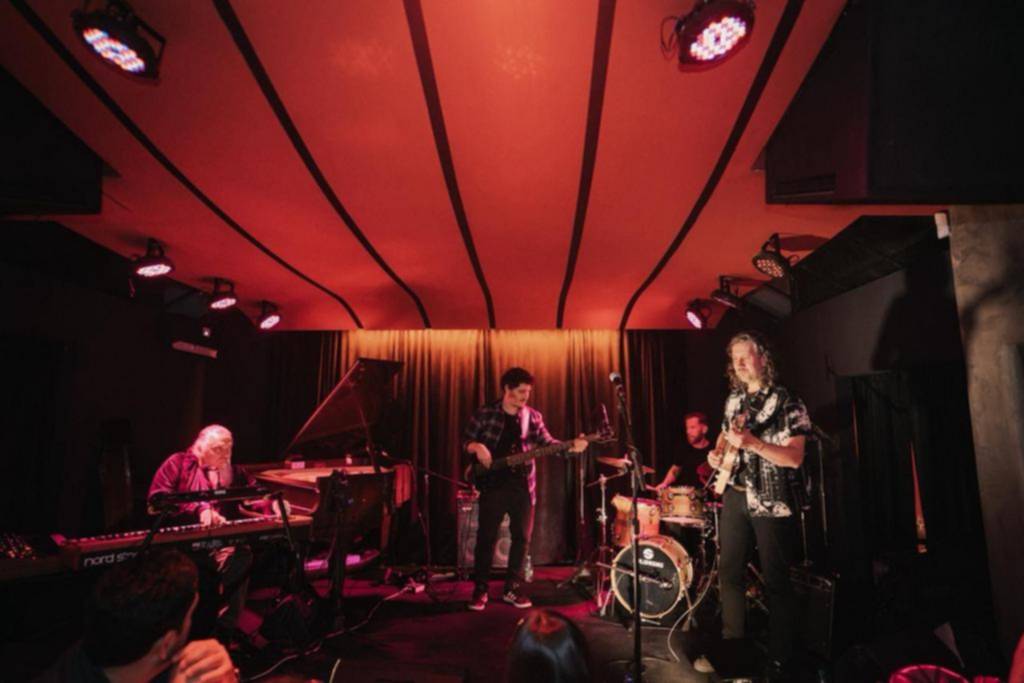 Cocina, música en vivo y un ambiente sin igual en City Bell