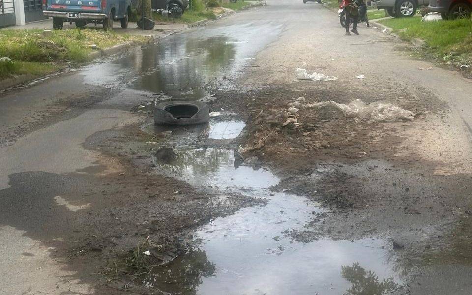 Pozos temibles en una cuadra de La Plata