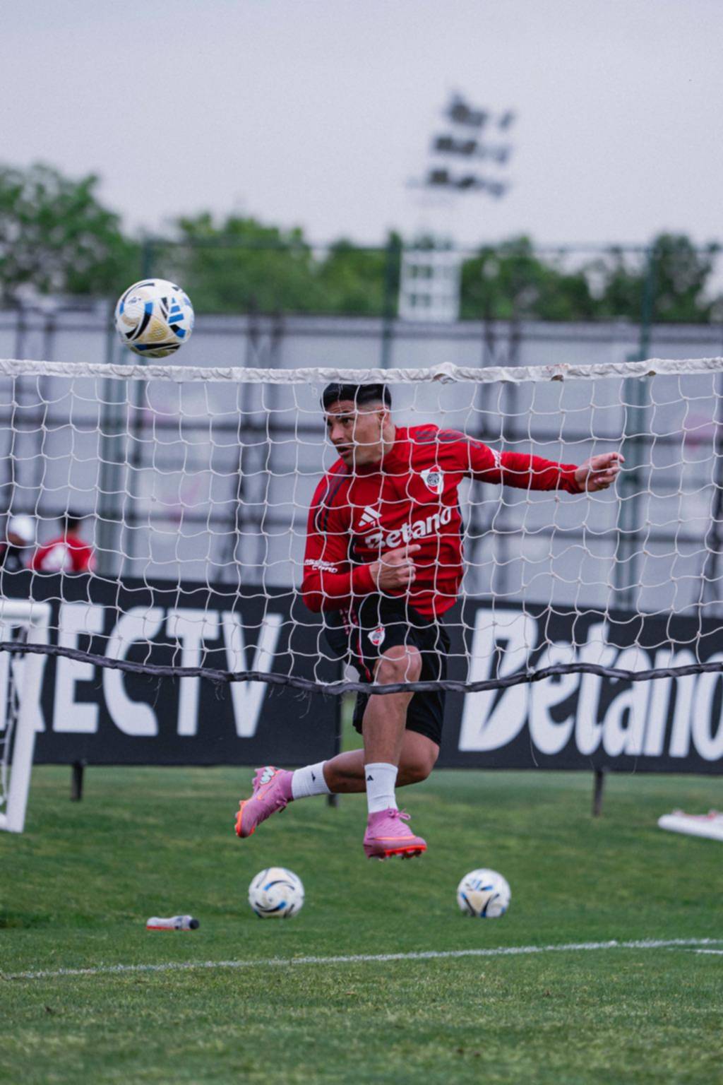 River enfrenta a la “T” para salir del mal momento