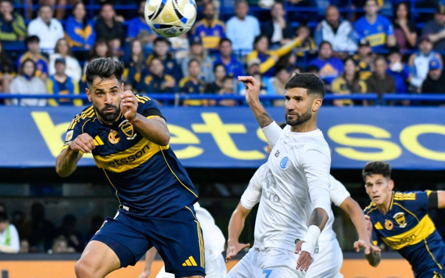 Boca cayó 2 a 1 ante Belgrano en la Bombonera: emotivo homenaje a Miguel Russo