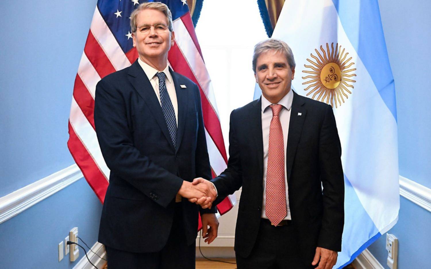 Argentina y Estados Unidos oficializaron la firma del swap por 20 mil millones de dólares