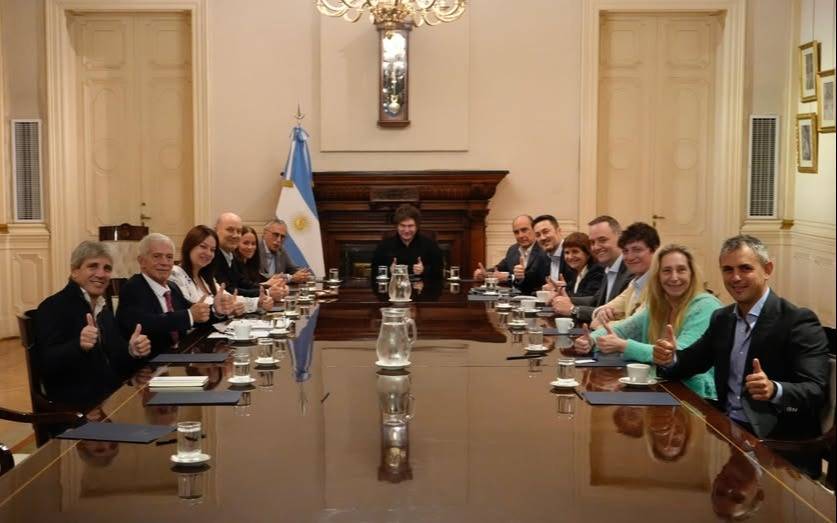Movimientos en el gabinete libertario tras las elecciones: posibles cambios en Cancillería, Seguridad y Justicia