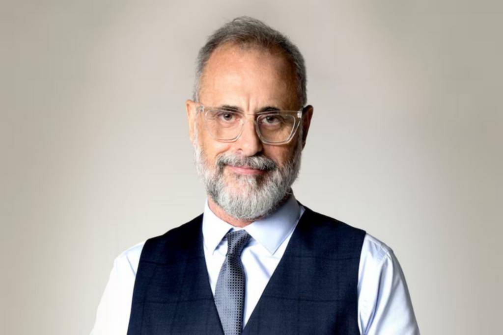 Rial podría ser la nueva cara de “Bendita TV”