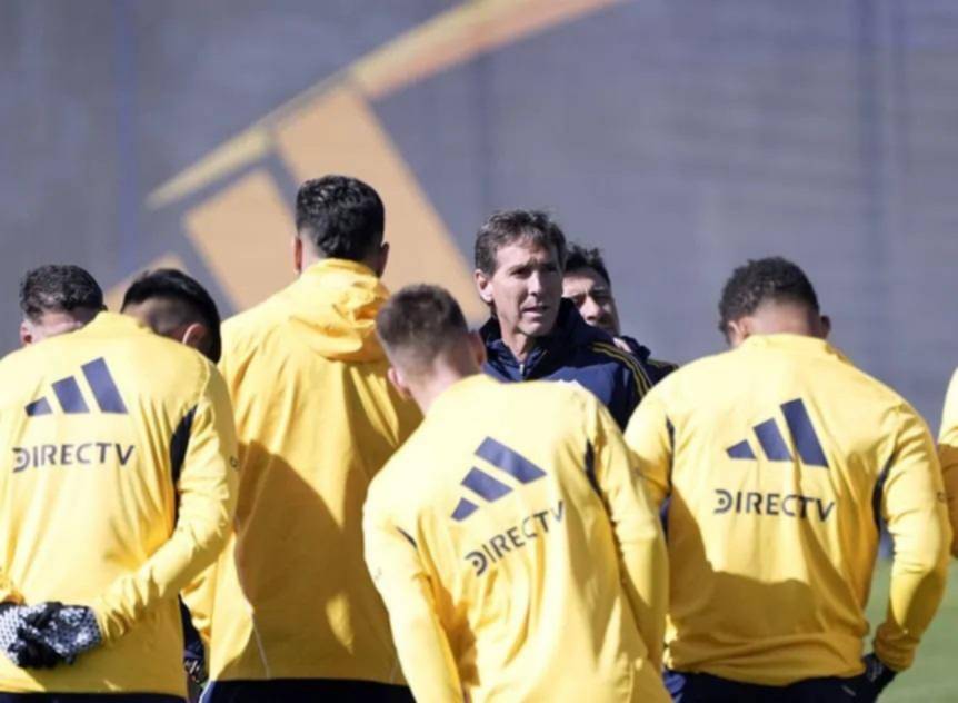 Úbeda evalúa sacar el doble “9” ante Barracas