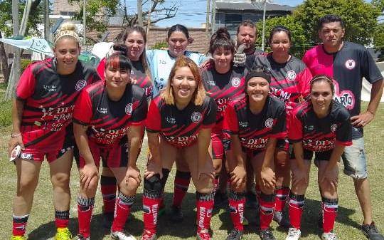 Villa España también brilla con el fútbol de las chicas