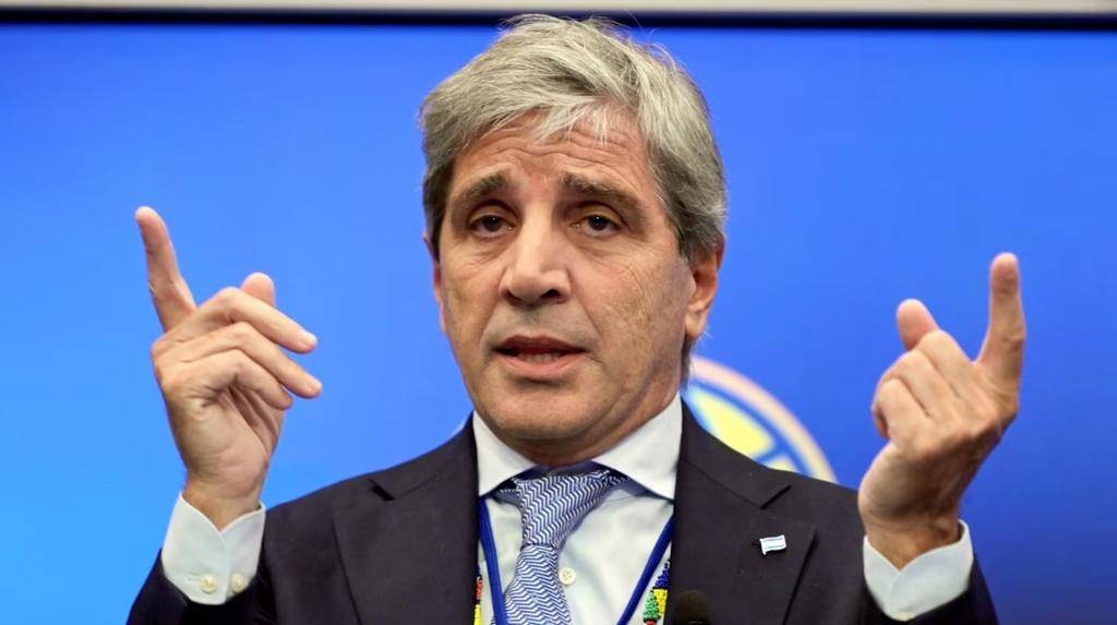 El Gobierno llega a las elecciones con la lengua afuera en materia cambiaria: qué dicen en el mercado
