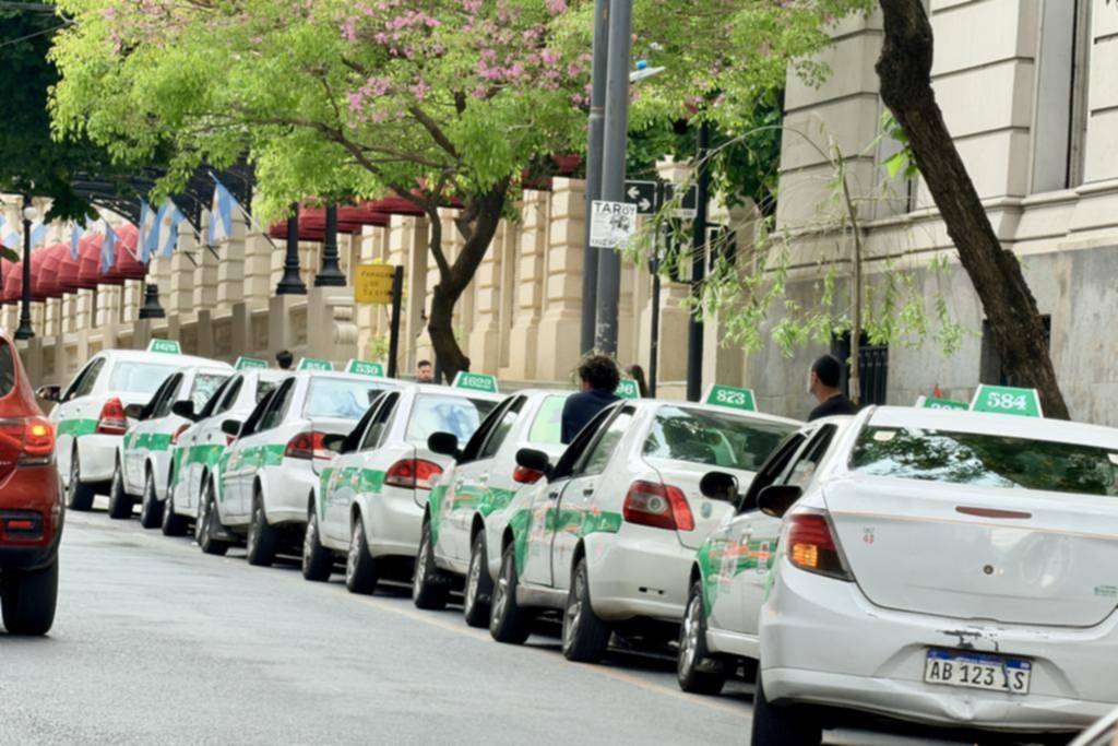 Se profundiza la crisis del taxi: este mes cayeron 7,9% los viajes