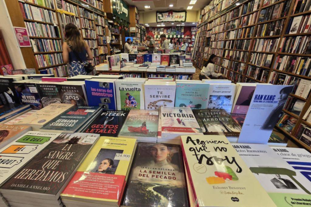Librerías de La Plata, contra la crisis: clubes, “reels” y presentaciones