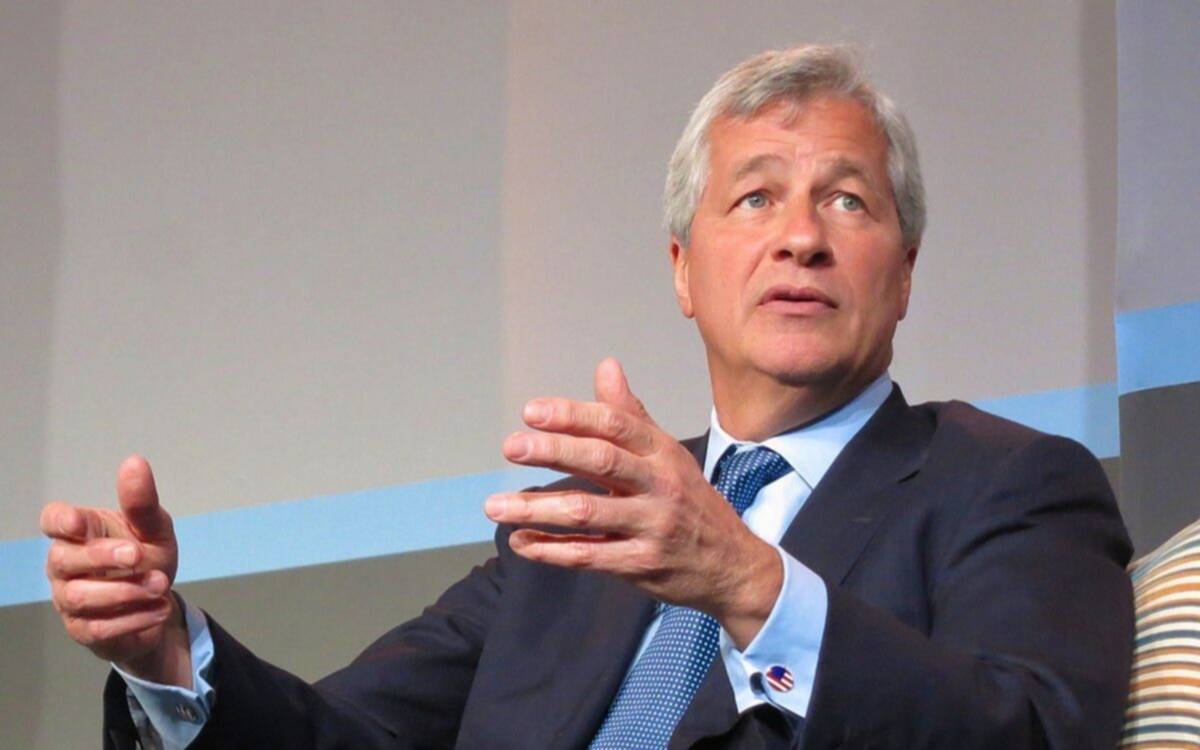 Confirman que Caputo se reunirá con el CEO de JP Morgan