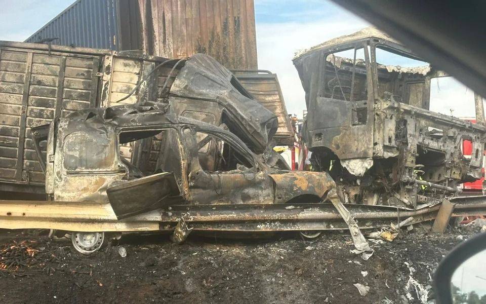 Tragedia en la Panamericana y al menos cinco muertos: choque múltiple entre camiones y autos
