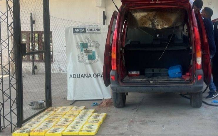 Incautan 56 kg de cocaína en el paso fronterizo con Bolivia