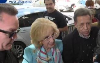 ¡Mesaza! Mirtha Legrand votó "muy contenta" y "con ilusión"